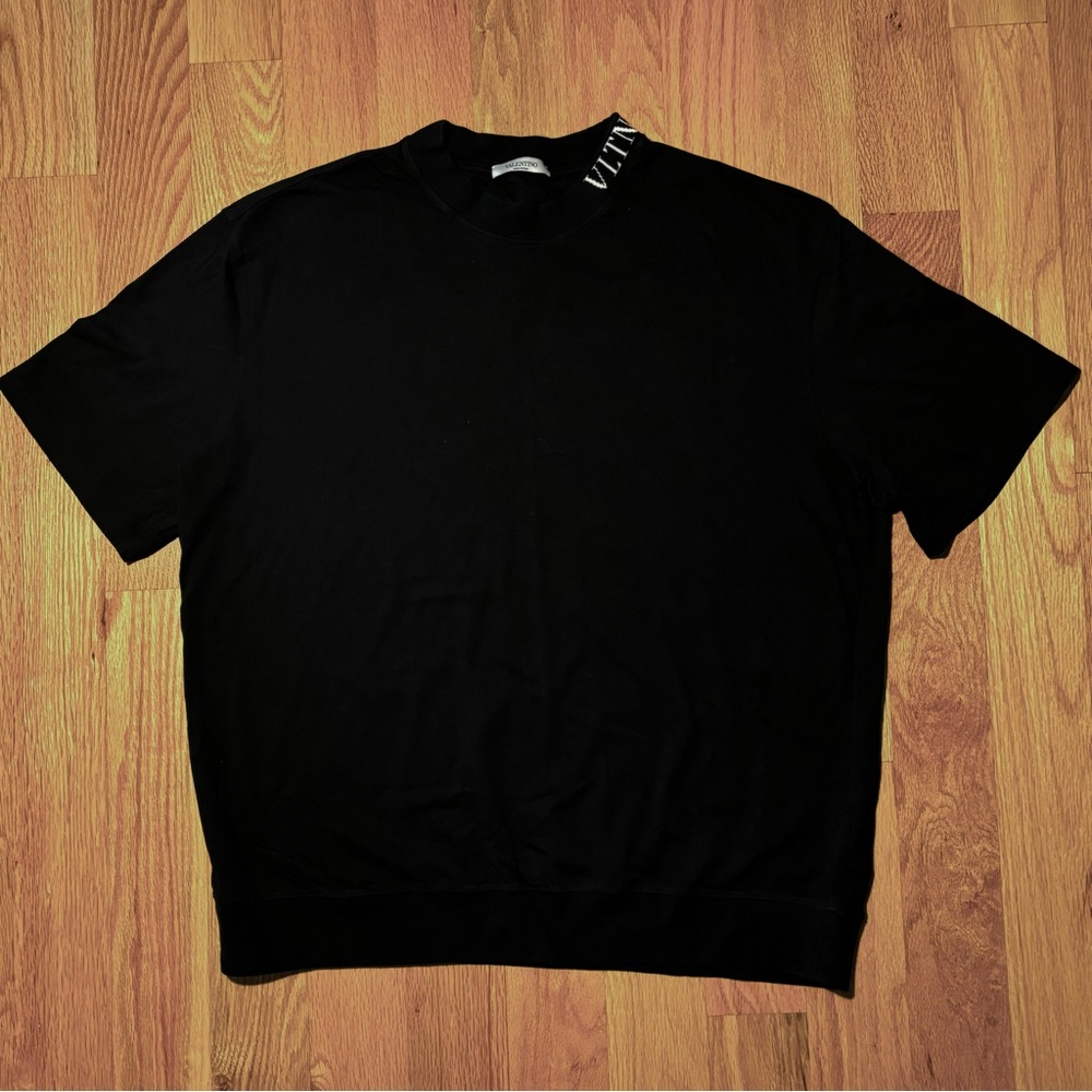 Valentino Runway VLTN Collar Tee 🔥
